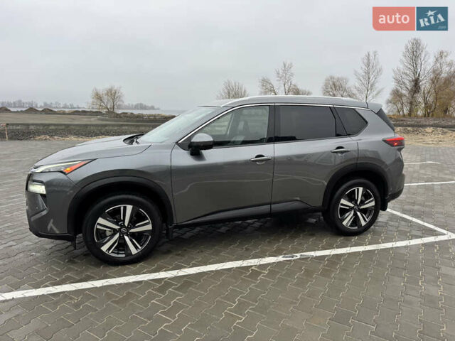 Серый Ниссан Rogue, объемом двигателя 1.5 л и пробегом 3 тыс. км за 26700 $, фото 21 на Automoto.ua