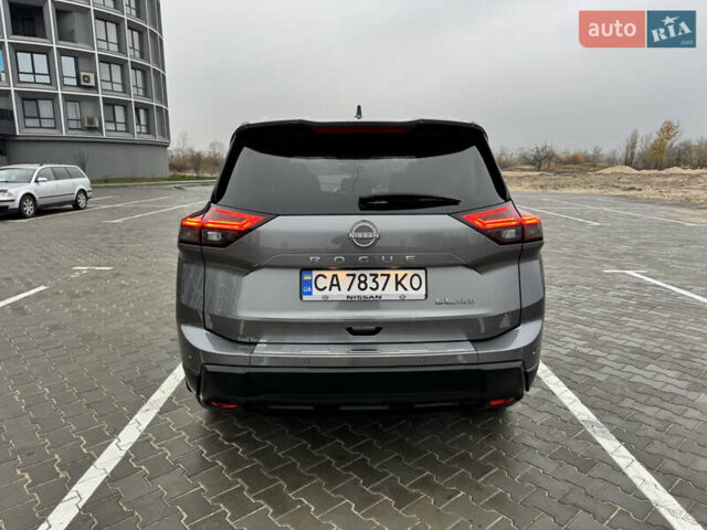 Серый Ниссан Rogue, объемом двигателя 1.5 л и пробегом 3 тыс. км за 26700 $, фото 18 на Automoto.ua