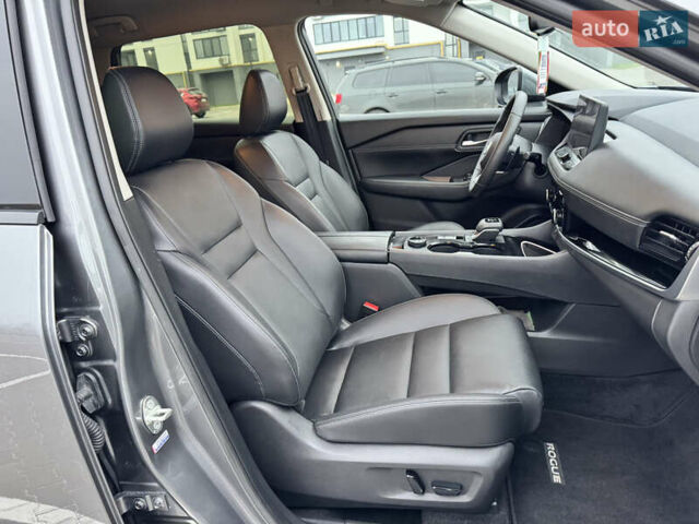 Серый Ниссан Rogue, объемом двигателя 1.5 л и пробегом 3 тыс. км за 26700 $, фото 45 на Automoto.ua