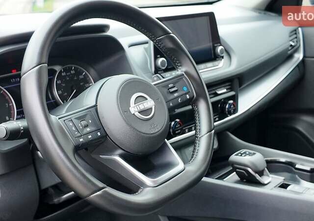 Сірий Ніссан Rogue, об'ємом двигуна 1.5 л та пробігом 4 тис. км за 25800 $, фото 24 на Automoto.ua