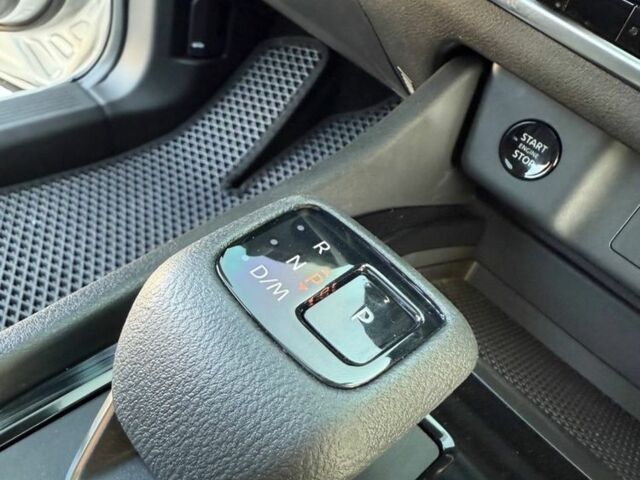 Сірий Ніссан Rogue, об'ємом двигуна 0 л та пробігом 6 тис. км за 25800 $, фото 23 на Automoto.ua