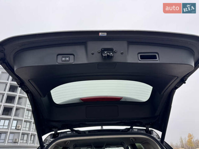 Серый Ниссан Rogue, объемом двигателя 1.5 л и пробегом 3 тыс. км за 26700 $, фото 43 на Automoto.ua