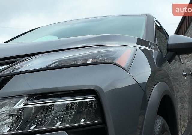 Сірий Ніссан Rogue, об'ємом двигуна 1.5 л та пробігом 4 тис. км за 25800 $, фото 18 на Automoto.ua