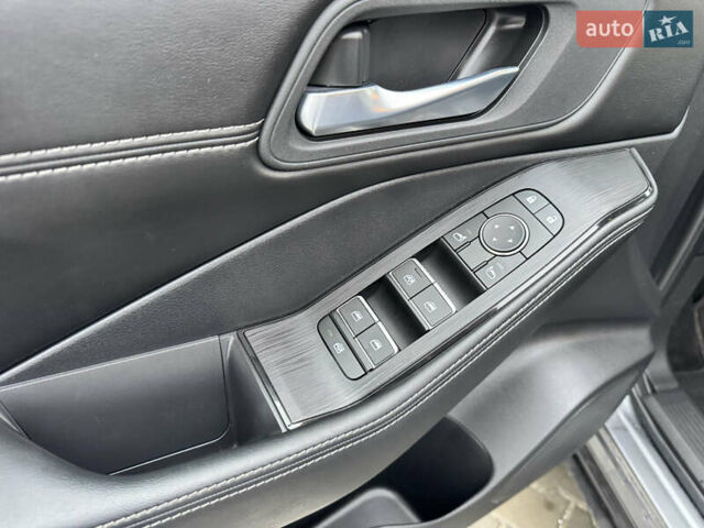 Серый Ниссан Rogue, объемом двигателя 1.5 л и пробегом 3 тыс. км за 26700 $, фото 50 на Automoto.ua