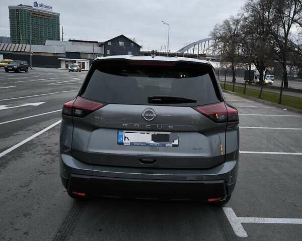 Сірий Ніссан Rogue, об'ємом двигуна 1.5 л та пробігом 2 тис. км за 28200 $, фото 4 на Automoto.ua