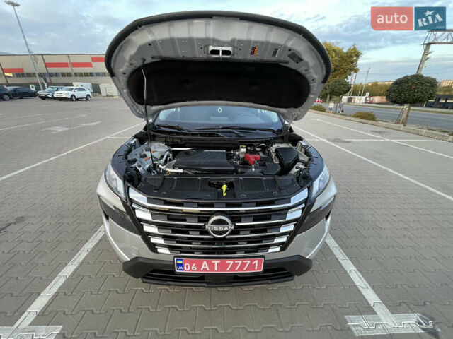 Серый Ниссан Rogue, объемом двигателя 1.5 л и пробегом 2 тыс. км за 28700 $, фото 11 на Automoto.ua