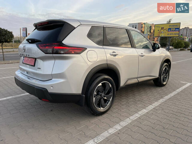 Серый Ниссан Rogue, объемом двигателя 1.5 л и пробегом 2 тыс. км за 28700 $, фото 8 на Automoto.ua