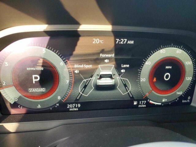 Сірий Ніссан Rogue, об'ємом двигуна 1.5 л та пробігом 20 тис. км за 10000 $, фото 8 на Automoto.ua