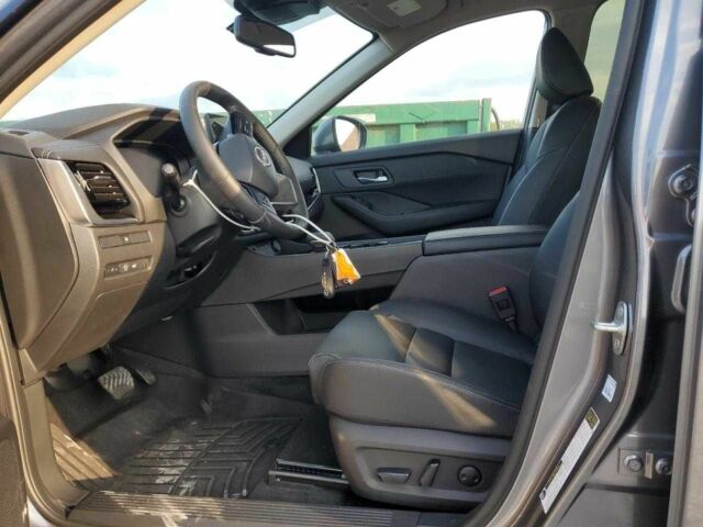 Сірий Ніссан Rogue, об'ємом двигуна 1.5 л та пробігом 20 тис. км за 10000 $, фото 6 на Automoto.ua