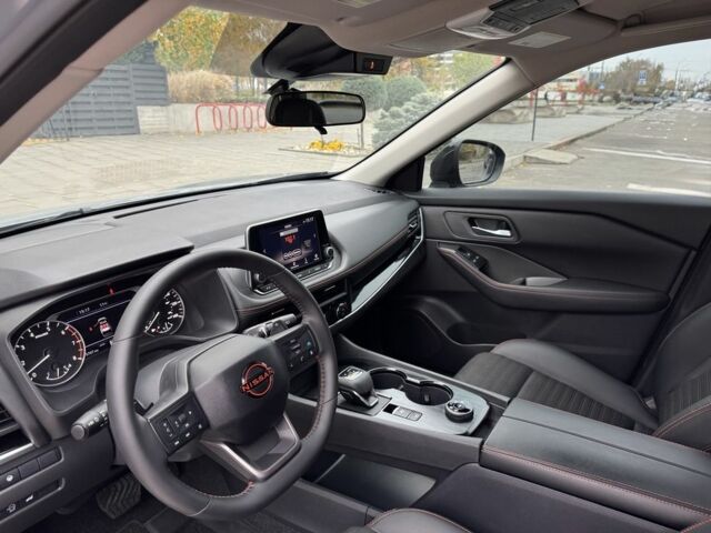 Сірий Ніссан Rogue, об'ємом двигуна 1.5 л та пробігом 5 тис. км за 26900 $, фото 14 на Automoto.ua