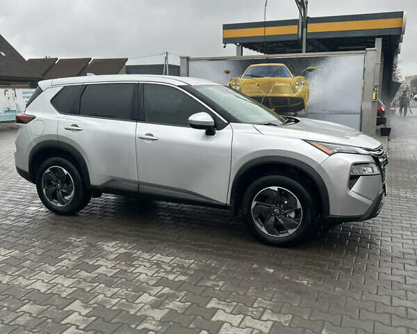 Сірий Ніссан Rogue, об'ємом двигуна 1.5 л та пробігом 1 тис. км за 27500 $, фото 15 на Automoto.ua