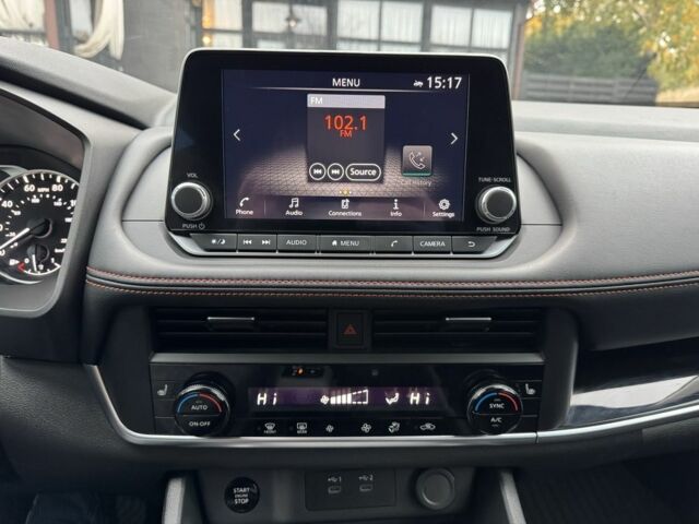 Сірий Ніссан Rogue, об'ємом двигуна 1.5 л та пробігом 5 тис. км за 26900 $, фото 16 на Automoto.ua