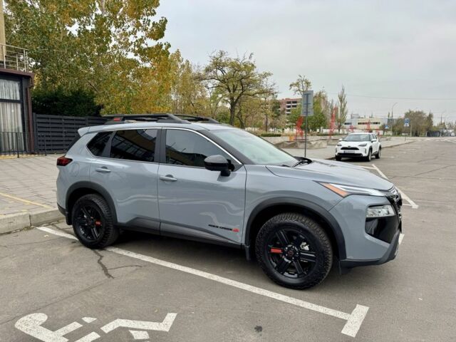 Сірий Ніссан Rogue, об'ємом двигуна 1.5 л та пробігом 5 тис. км за 26900 $, фото 1 на Automoto.ua