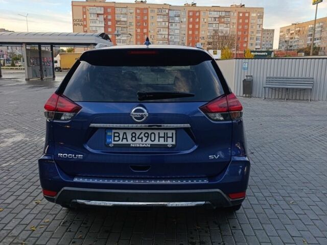 Синий Ниссан Rogue, объемом двигателя 2.5 л и пробегом 112 тыс. км за 16500 $, фото 4 на Automoto.ua