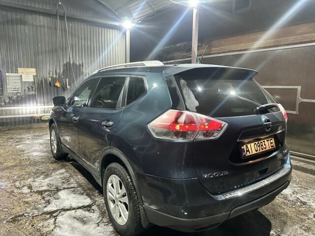 Синий Ниссан Rogue, объемом двигателя 2.4 л и пробегом 240 тыс. км за 9700 $, фото 5 на Automoto.ua