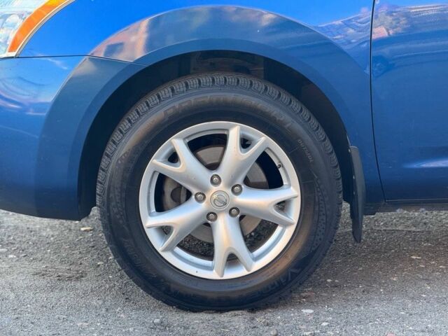 Синий Ниссан Rogue, объемом двигателя 2.5 л и пробегом 243 тыс. км за 7200 $, фото 3 на Automoto.ua