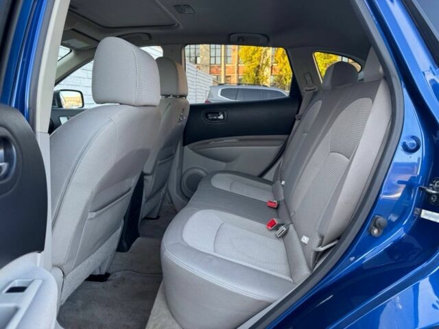 Синий Ниссан Rogue, объемом двигателя 2.5 л и пробегом 243 тыс. км за 7200 $, фото 12 на Automoto.ua