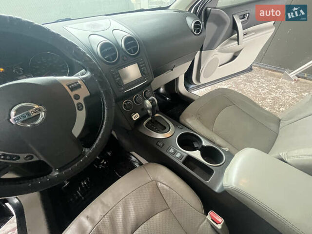 Синий Ниссан Rogue, объемом двигателя 2.49 л и пробегом 204 тыс. км за 7750 $, фото 12 на Automoto.ua