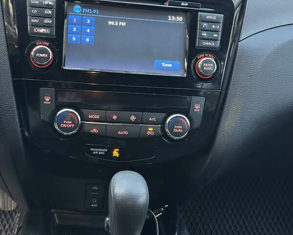 Синий Ниссан Rogue, объемом двигателя 2.49 л и пробегом 160 тыс. км за 12700 $, фото 10 на Automoto.ua