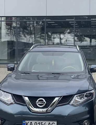 Синий Ниссан Rogue, объемом двигателя 2.5 л и пробегом 220 тыс. км за 12000 $, фото 1 на Automoto.ua