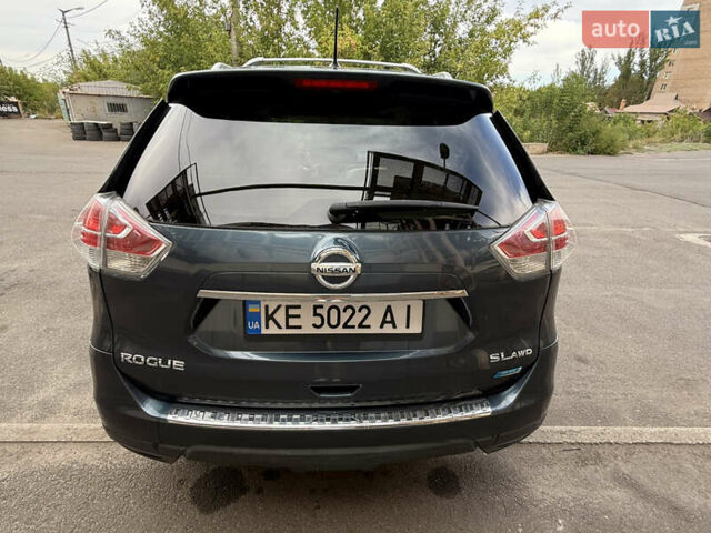 Синий Ниссан Rogue, объемом двигателя 2.5 л и пробегом 216 тыс. км за 12600 $, фото 6 на Automoto.ua