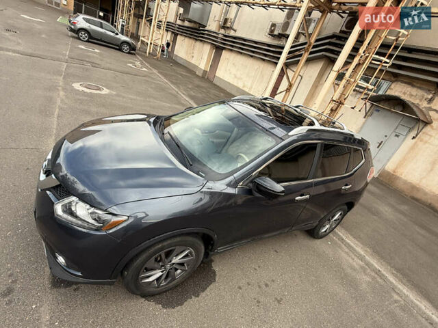 Синий Ниссан Rogue, объемом двигателя 2.5 л и пробегом 216 тыс. км за 12600 $, фото 4 на Automoto.ua
