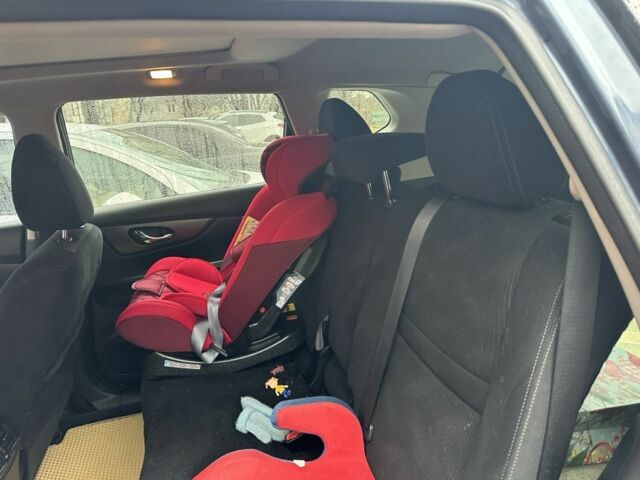 Синій Ніссан Rogue, об'ємом двигуна 2.5 л та пробігом 130 тис. км за 13500 $, фото 7 на Automoto.ua