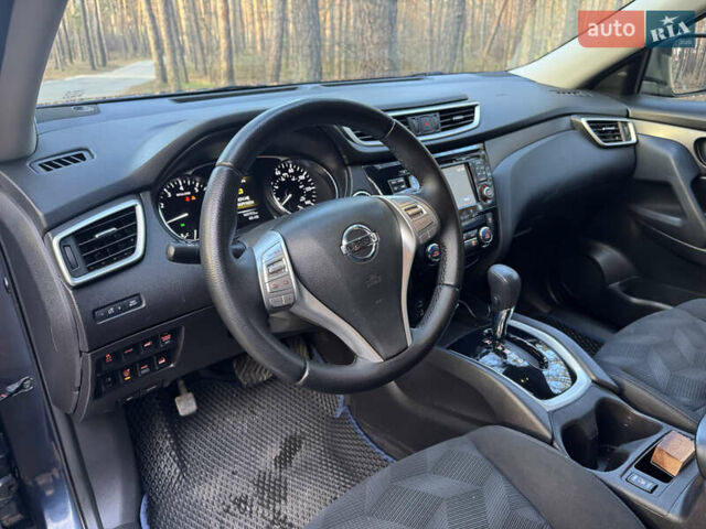 Синий Ниссан Rogue, объемом двигателя 2.49 л и пробегом 160 тыс. км за 12700 $, фото 4 на Automoto.ua