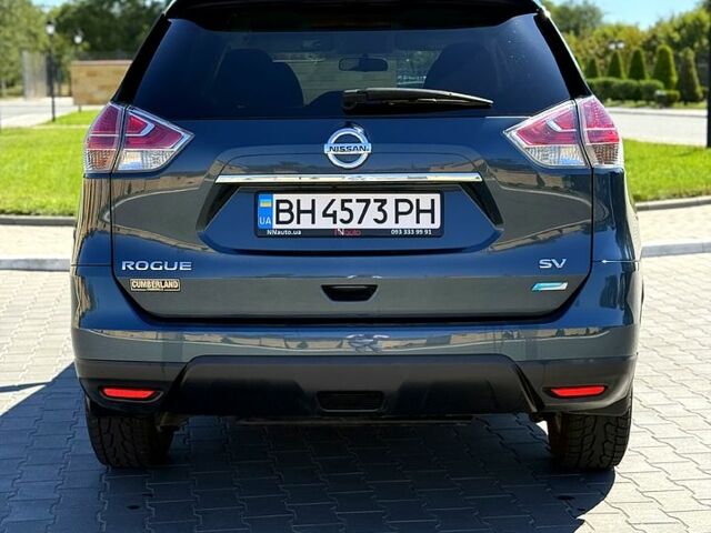 Синий Ниссан Rogue, объемом двигателя 2.5 л и пробегом 165 тыс. км за 13000 $, фото 3 на Automoto.ua