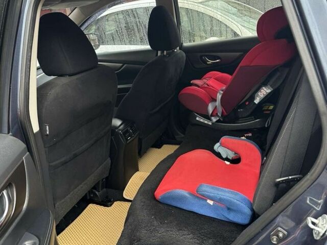 Синій Ніссан Rogue, об'ємом двигуна 2.5 л та пробігом 130 тис. км за 13500 $, фото 20 на Automoto.ua