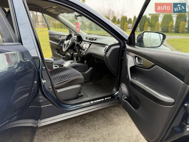 Синий Ниссан Rogue, объемом двигателя 2.5 л и пробегом 205 тыс. км за 12200 $, фото 24 на Automoto.ua