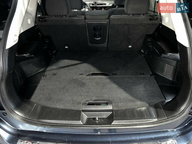 Синий Ниссан Rogue, объемом двигателя 2.49 л и пробегом 136 тыс. км за 13300 $, фото 73 на Automoto.ua