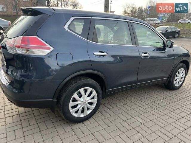 Синий Ниссан Rogue, объемом двигателя 2.5 л и пробегом 155 тыс. км за 10999 $, фото 3 на Automoto.ua