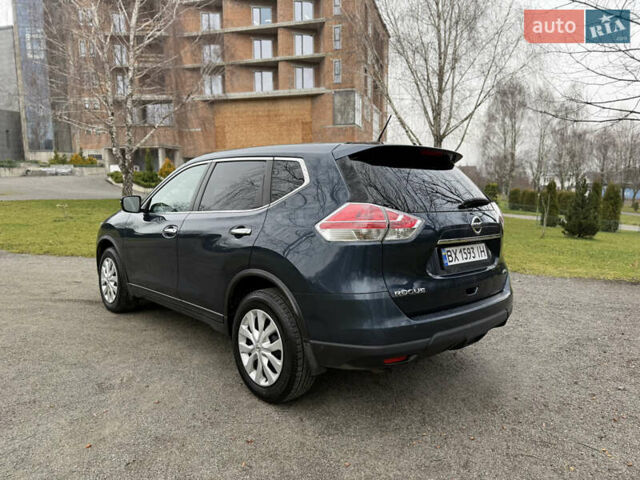 Синий Ниссан Rogue, объемом двигателя 2.5 л и пробегом 205 тыс. км за 12200 $, фото 3 на Automoto.ua
