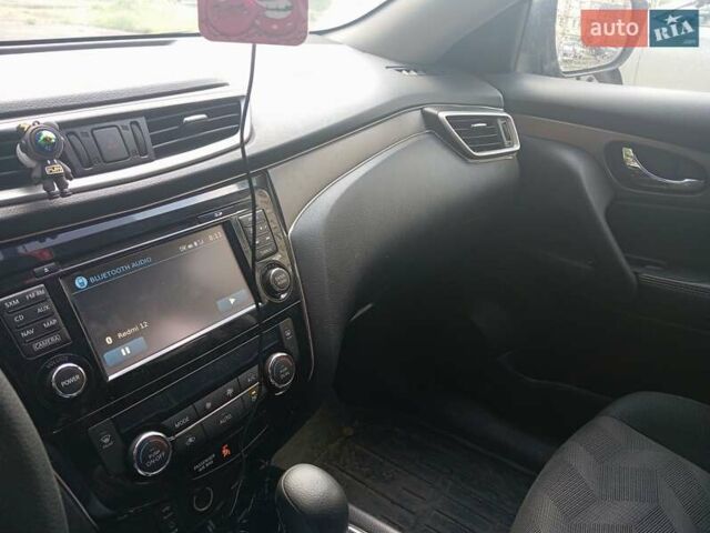 Синий Ниссан Rogue, объемом двигателя 2.49 л и пробегом 173 тыс. км за 11400 $, фото 5 на Automoto.ua
