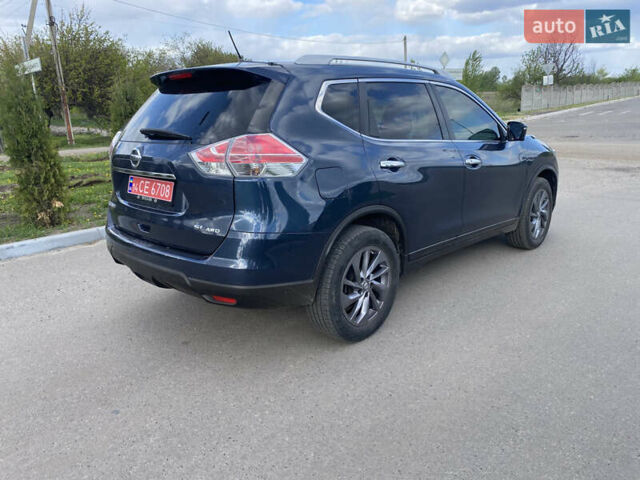 Синий Ниссан Rogue, объемом двигателя 2.5 л и пробегом 95 тыс. км за 13800 $, фото 3 на Automoto.ua