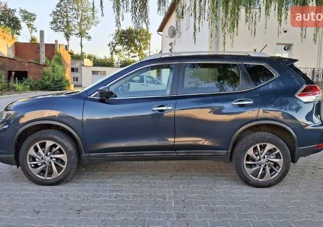 Синий Ниссан Rogue, объемом двигателя 2.5 л и пробегом 278 тыс. км за 11700 $, фото 11 на Automoto.ua