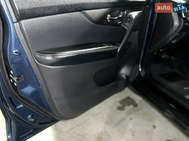 Синий Ниссан Rogue, объемом двигателя 2.49 л и пробегом 136 тыс. км за 13300 $, фото 59 на Automoto.ua