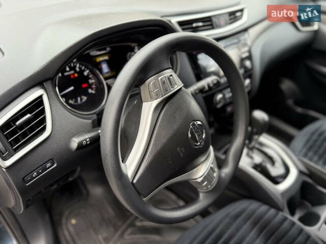 Синий Ниссан Rogue, объемом двигателя 2.5 л и пробегом 205 тыс. км за 12200 $, фото 17 на Automoto.ua
