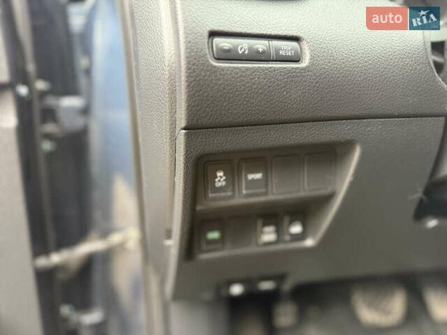 Синий Ниссан Rogue, объемом двигателя 2.5 л и пробегом 205 тыс. км за 12200 $, фото 18 на Automoto.ua