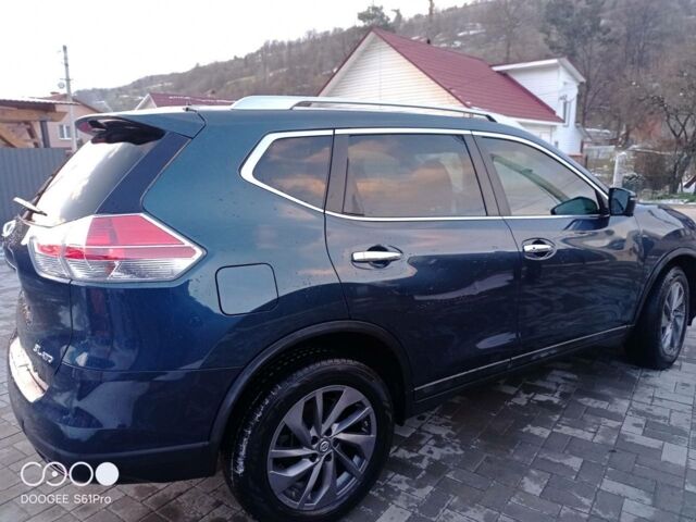 Синий Ниссан Rogue, объемом двигателя 2.5 л и пробегом 96 тыс. км за 12900 $, фото 3 на Automoto.ua