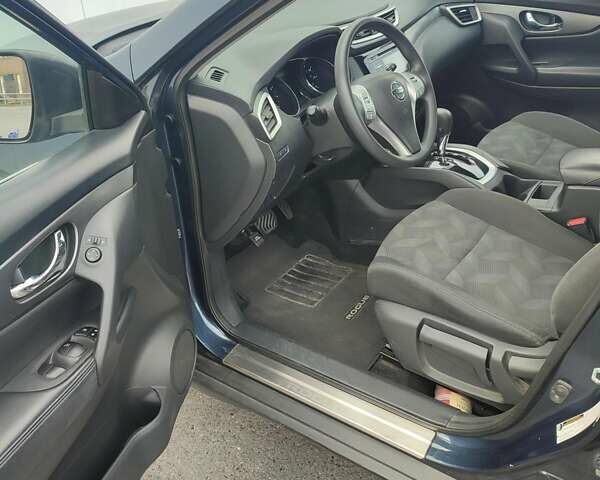 Синий Ниссан Rogue, объемом двигателя 2.5 л и пробегом 119 тыс. км за 10900 $, фото 6 на Automoto.ua