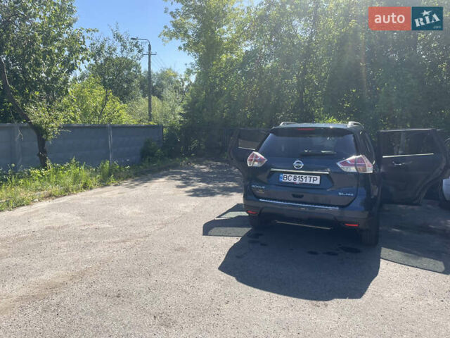 Синий Ниссан Rogue, объемом двигателя 2.49 л и пробегом 197 тыс. км за 12600 $, фото 5 на Automoto.ua