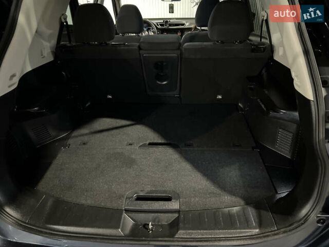 Синий Ниссан Rogue, объемом двигателя 2.49 л и пробегом 136 тыс. км за 13300 $, фото 72 на Automoto.ua