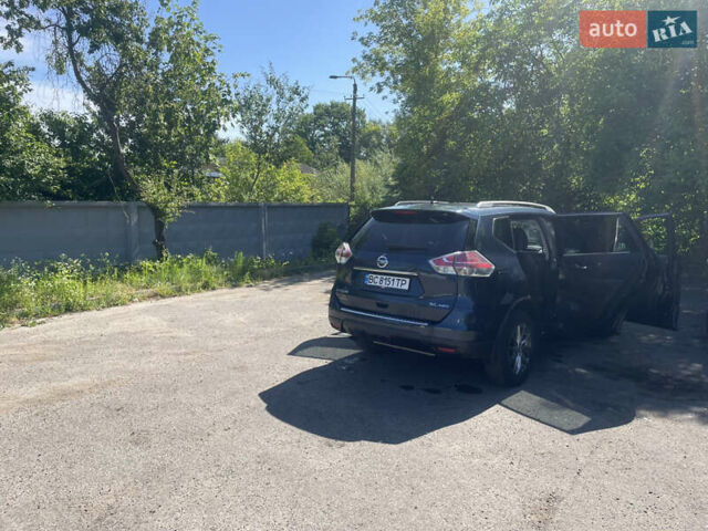 Синий Ниссан Rogue, объемом двигателя 2.49 л и пробегом 197 тыс. км за 12600 $, фото 4 на Automoto.ua