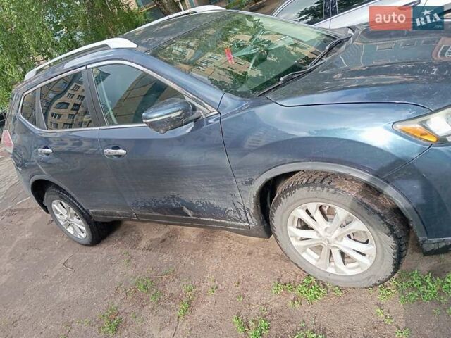Синий Ниссан Rogue, объемом двигателя 2.49 л и пробегом 173 тыс. км за 11400 $, фото 2 на Automoto.ua
