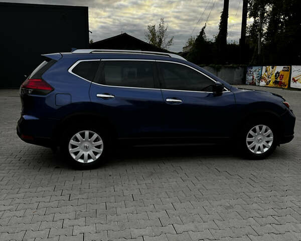 Синий Ниссан Rogue, объемом двигателя 2.49 л и пробегом 98 тыс. км за 13800 $, фото 6 на Automoto.ua