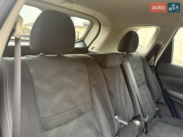 Синий Ниссан Rogue, объемом двигателя 2.5 л и пробегом 140 тыс. км за 12500 $, фото 47 на Automoto.ua