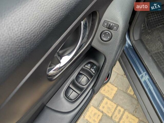 Синій Ніссан Rogue, об'ємом двигуна 2.5 л та пробігом 160 тис. км за 11300 $, фото 10 на Automoto.ua