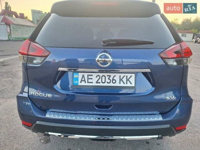 Синий Ниссан Rogue, объемом двигателя 2.49 л и пробегом 101 тыс. км за 16000 $, фото 1 на Automoto.ua